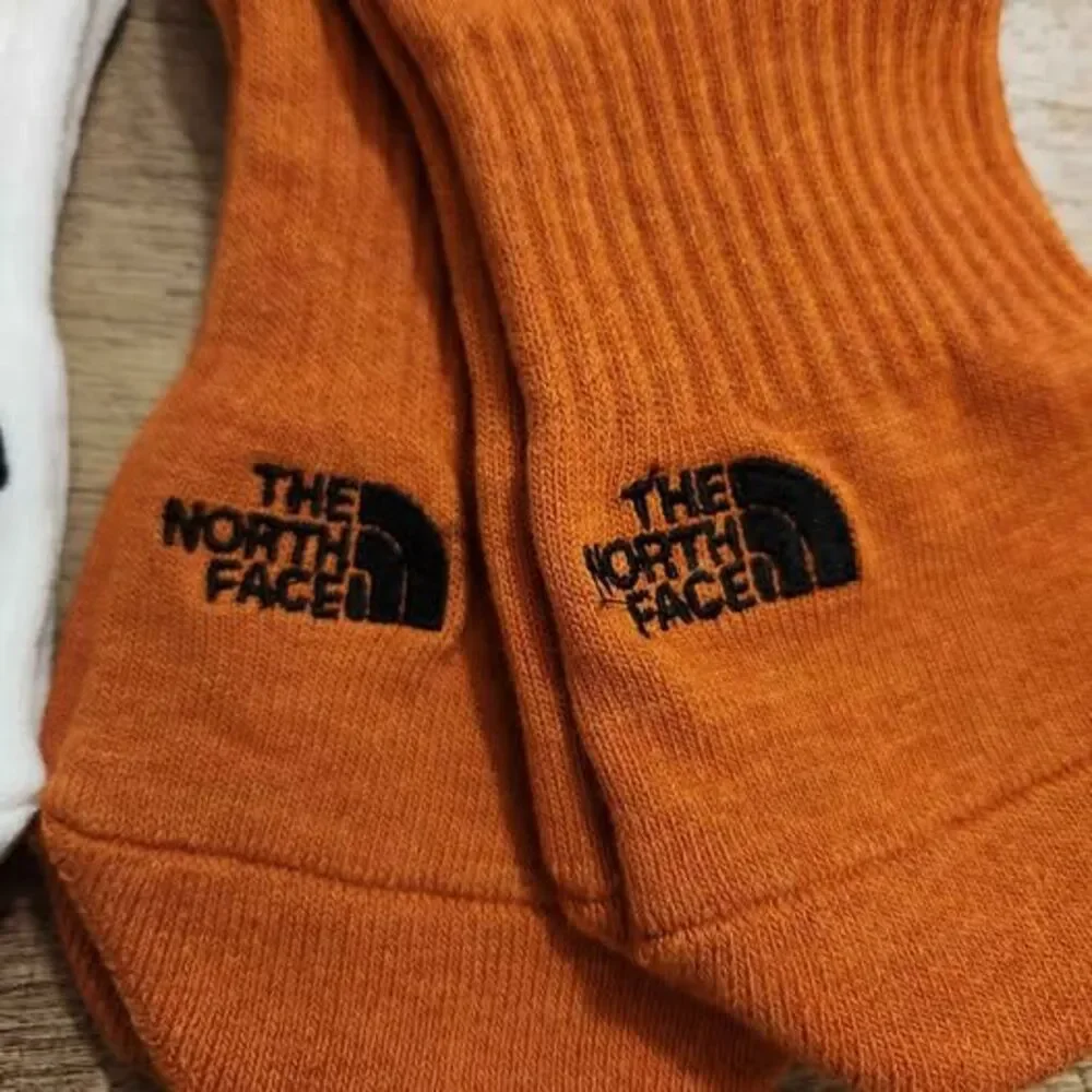 The North Face No Show Socks NEW 2 LARGE 2 MED Unisex
